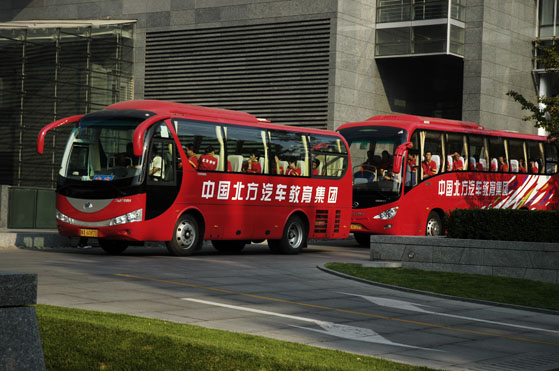 北方校車