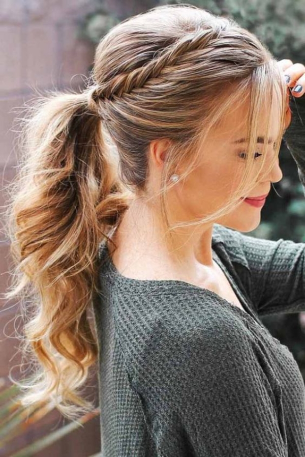 3 Quick & Easy Hairstyles for School: How to Do a Top Knot